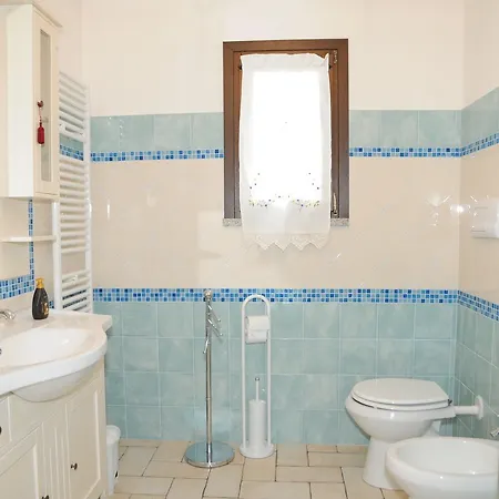 Ada Bed & Breakfast 3*