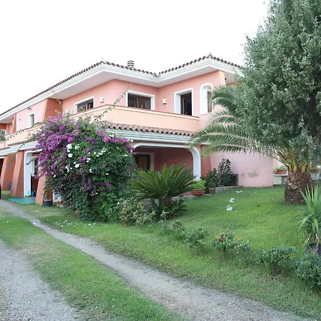 Bed & Breakfast Ada Torpè