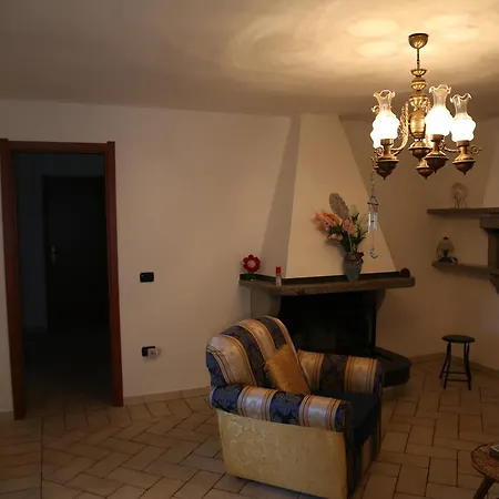 阿达住宿加早餐旅馆 Torpè