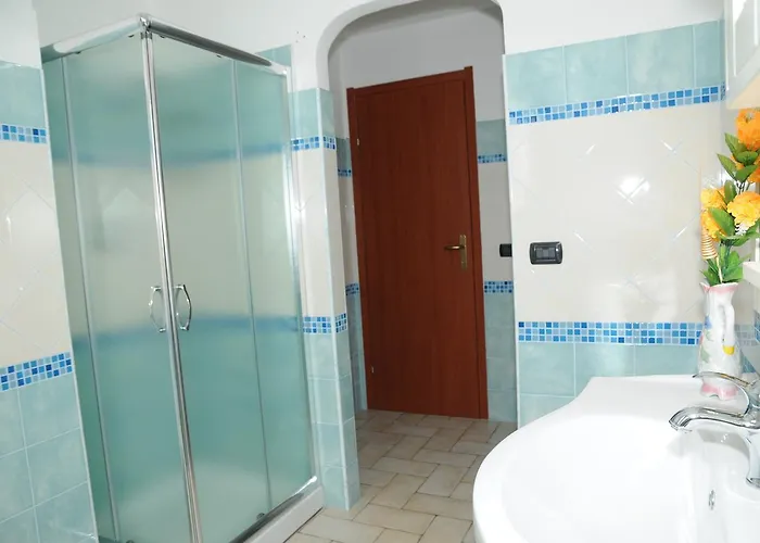 ベッド・アンド・ブレックファスト Ada 3*